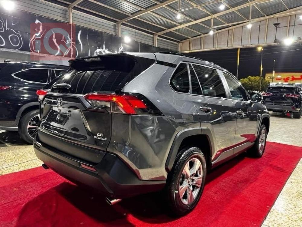 تويوتا راف 4